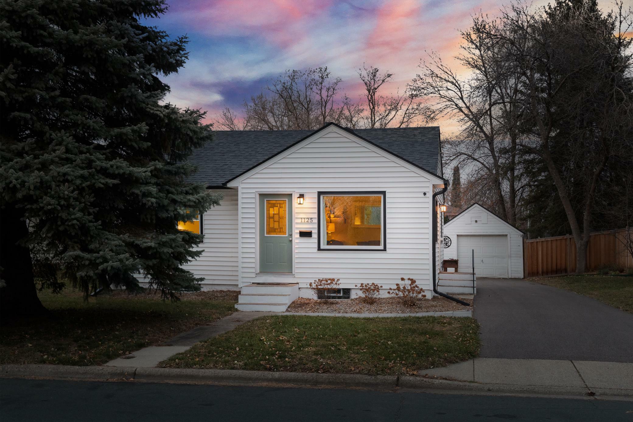 Property Photo:  1125 42nd Avenue NE  MN 55421 