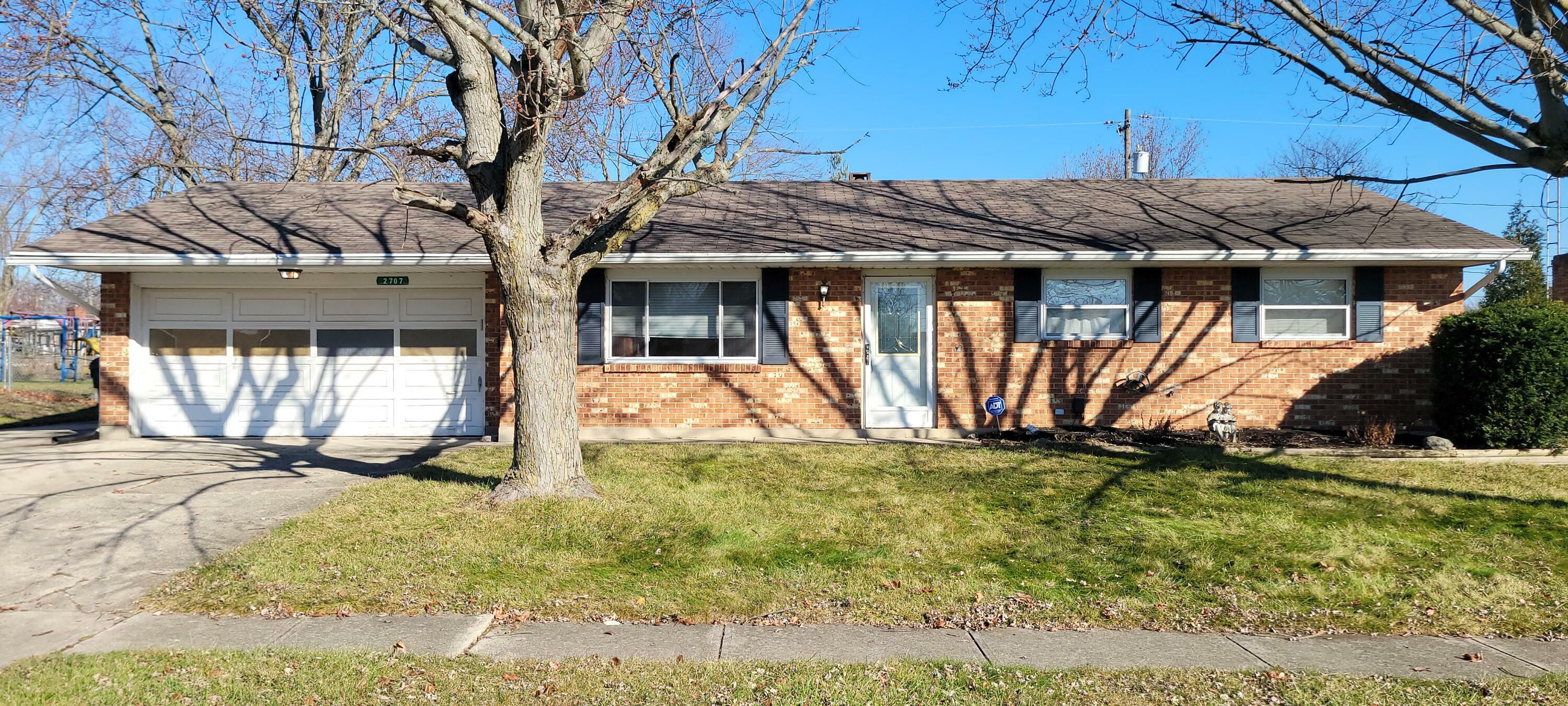 Property Photo:  2707 Willowridge Drive  OH 45414 