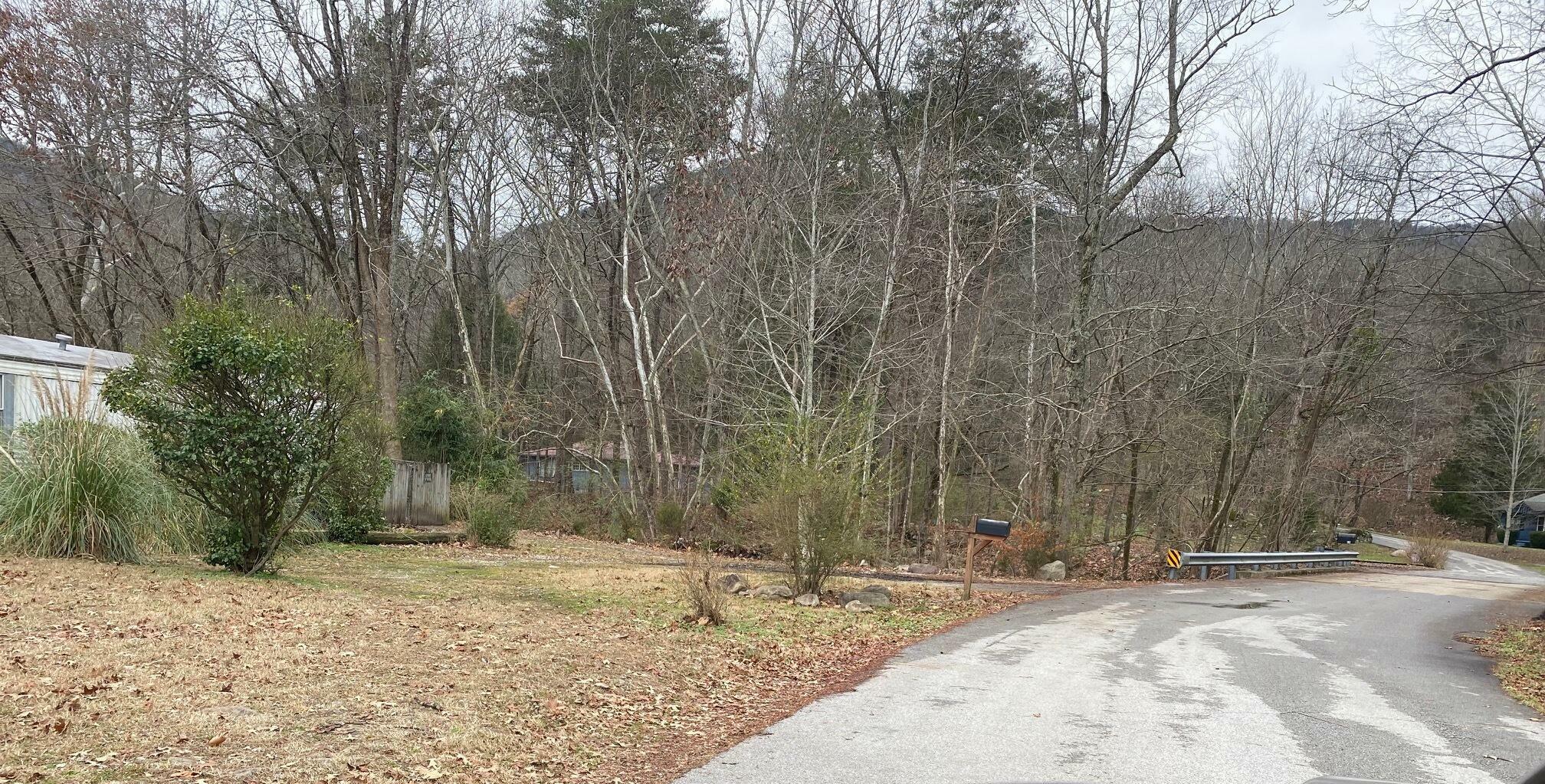Property Photo: 813 Ferry Road TN 37343