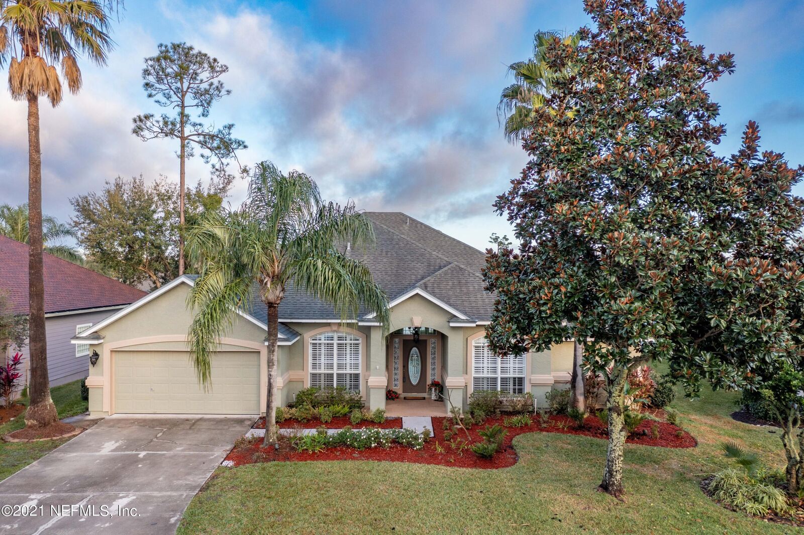 Property Photo: 2220 Lookout Landing FL 32003