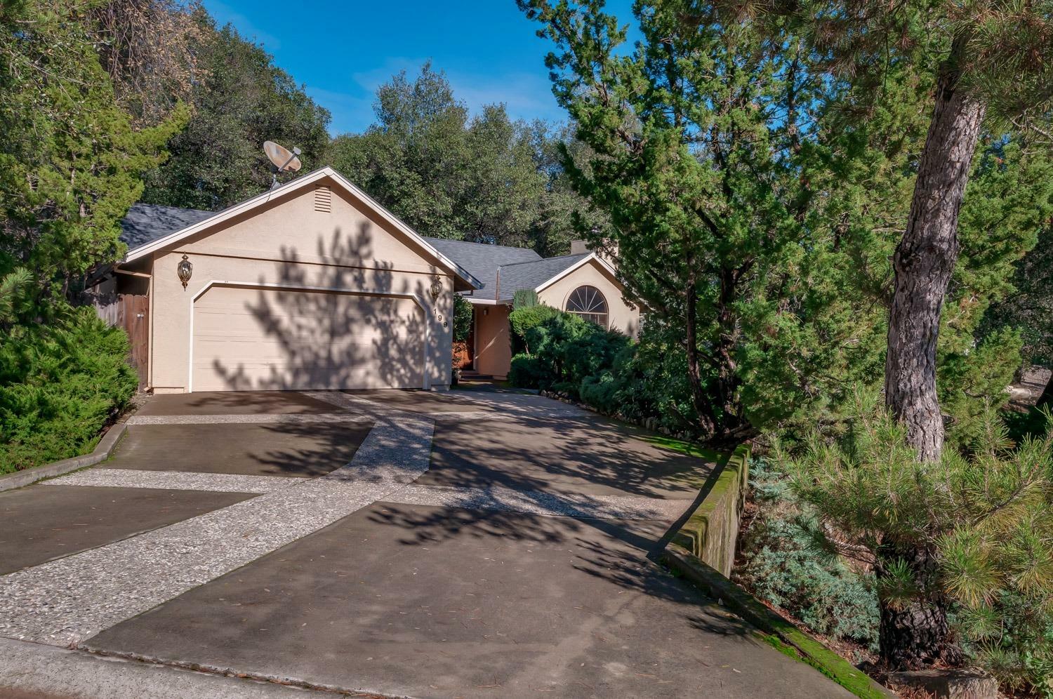 Property Photo:  199 Acorn  CA 95222 