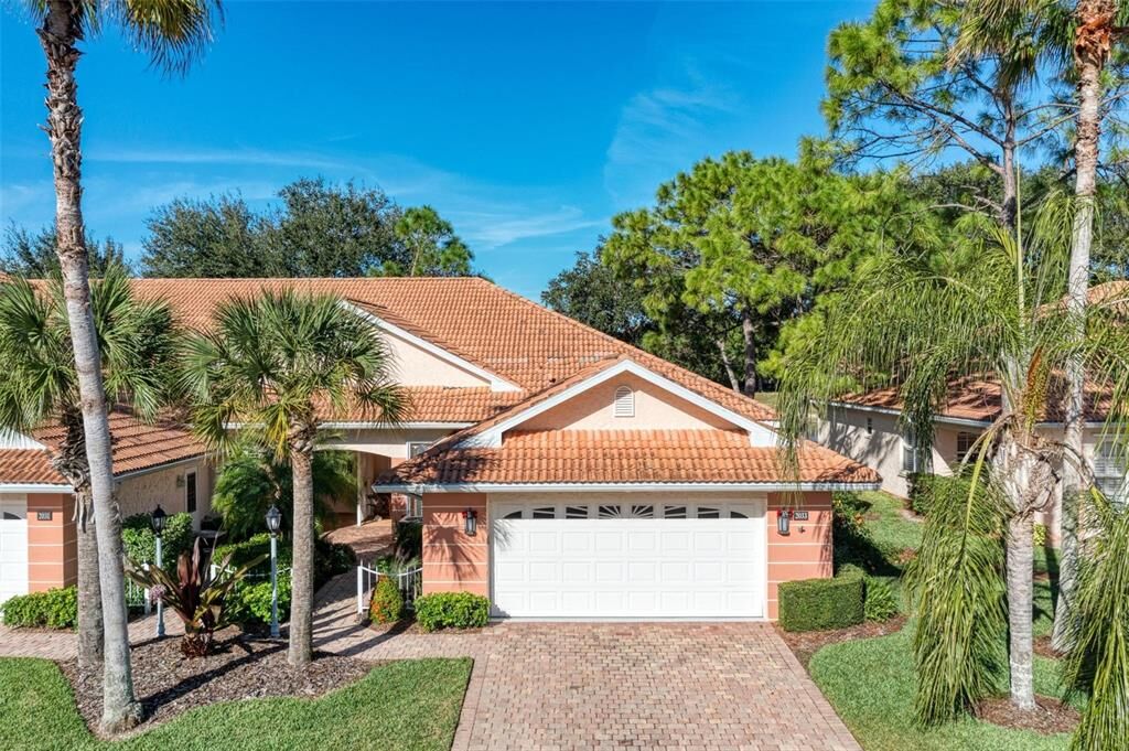 Property Photo:  2033 Lynx Run  FL 34288 