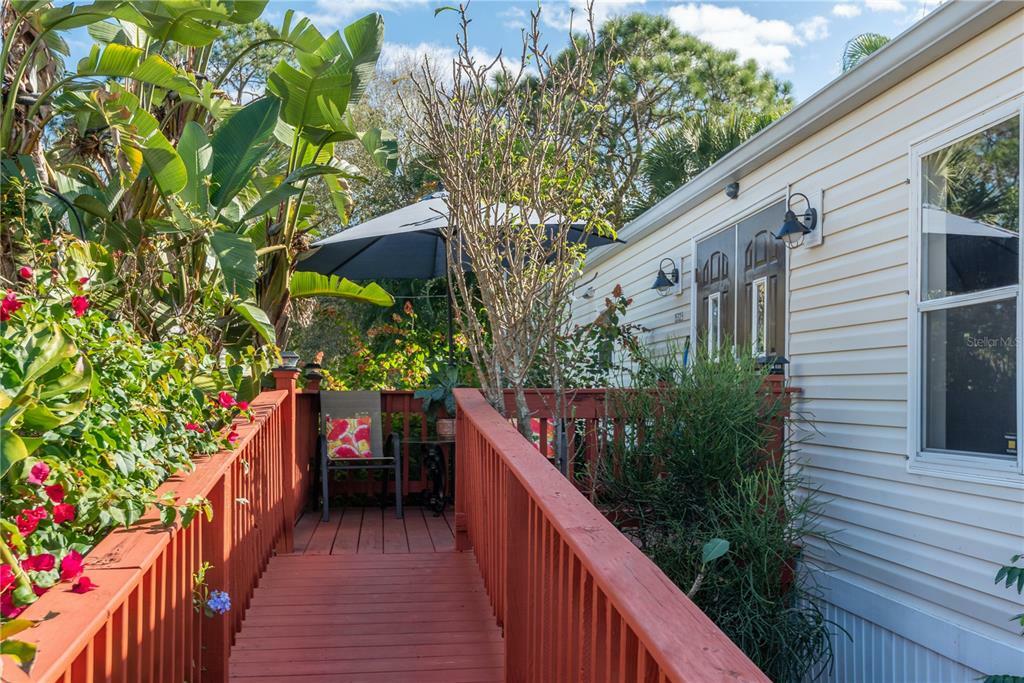 Property Photo:  15325 Mapletree Drive  FL 33955 