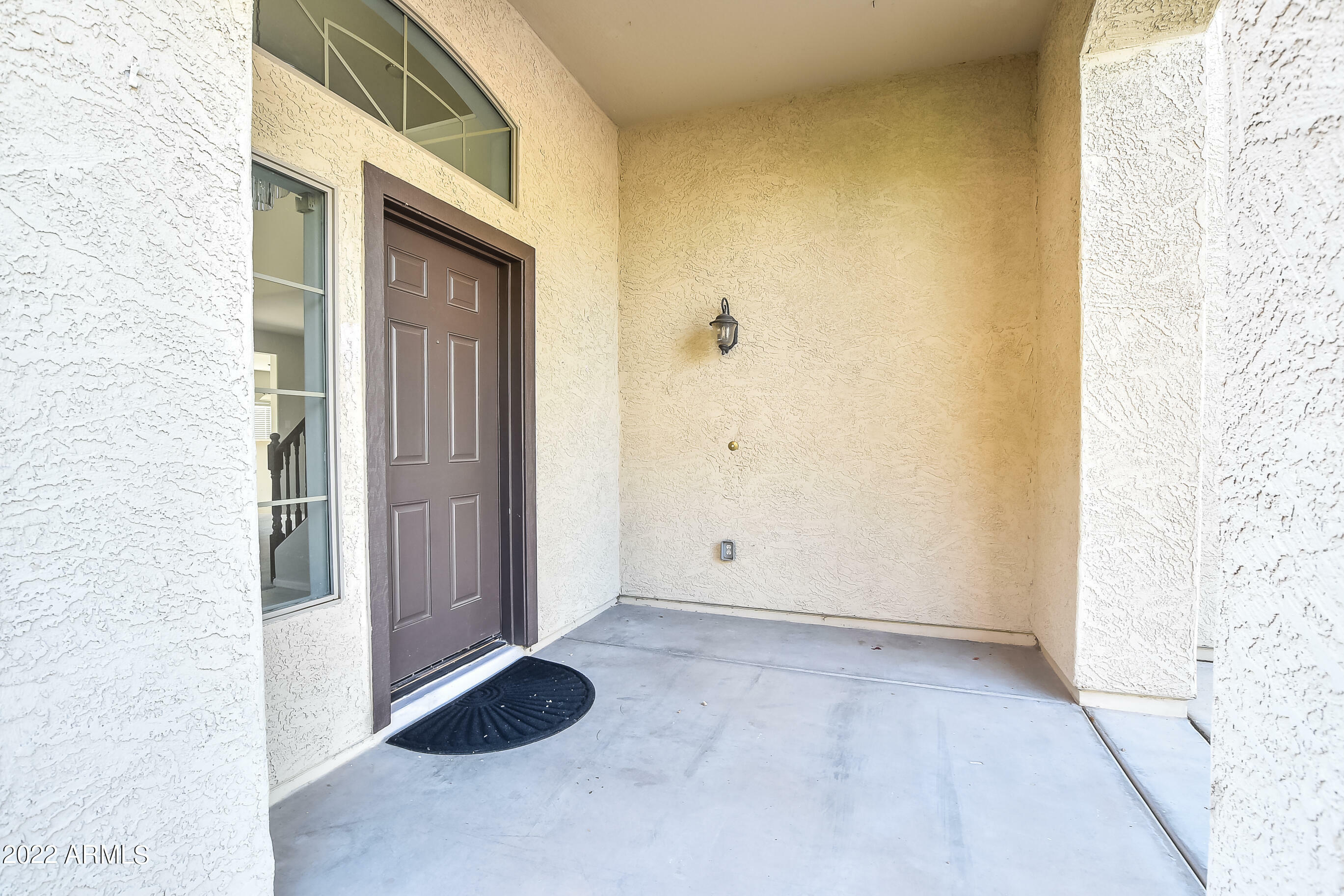 Property Photo:  215 W Rio Drive  AZ 85122 