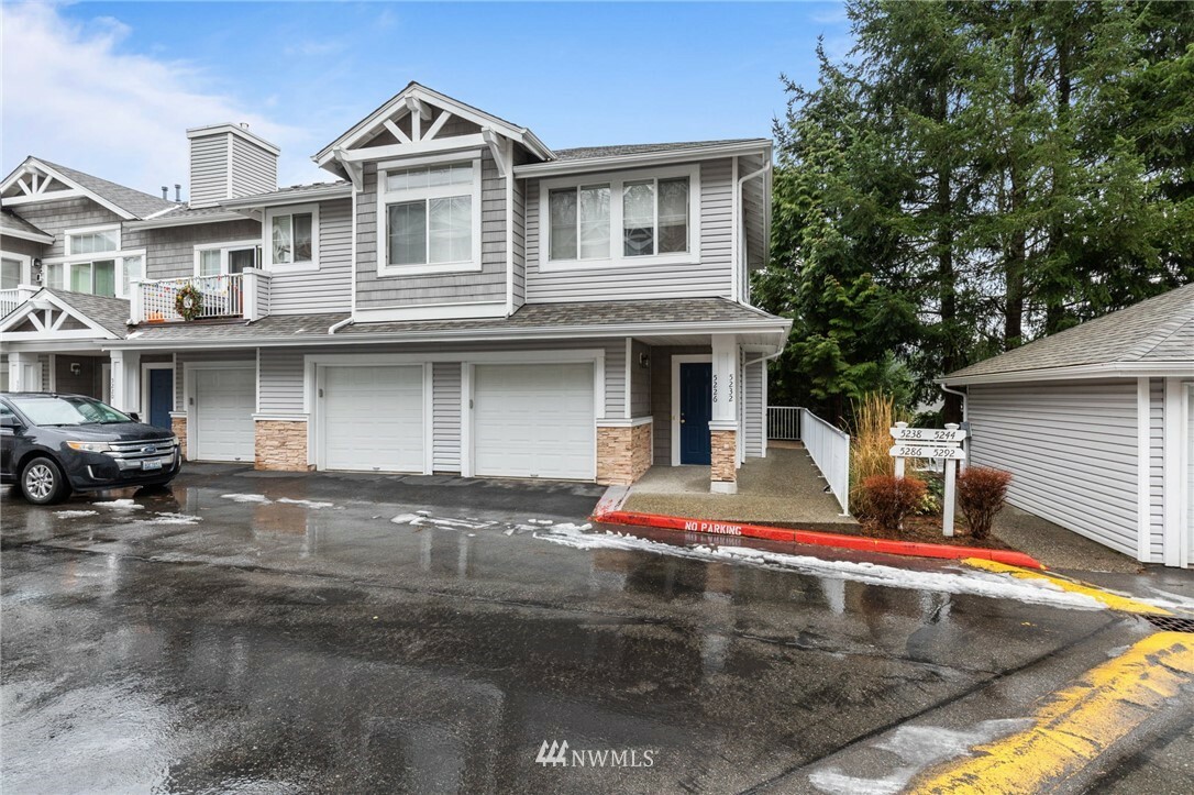 Property Photo:  5226 236th Place SE 21-6  WA 98029 