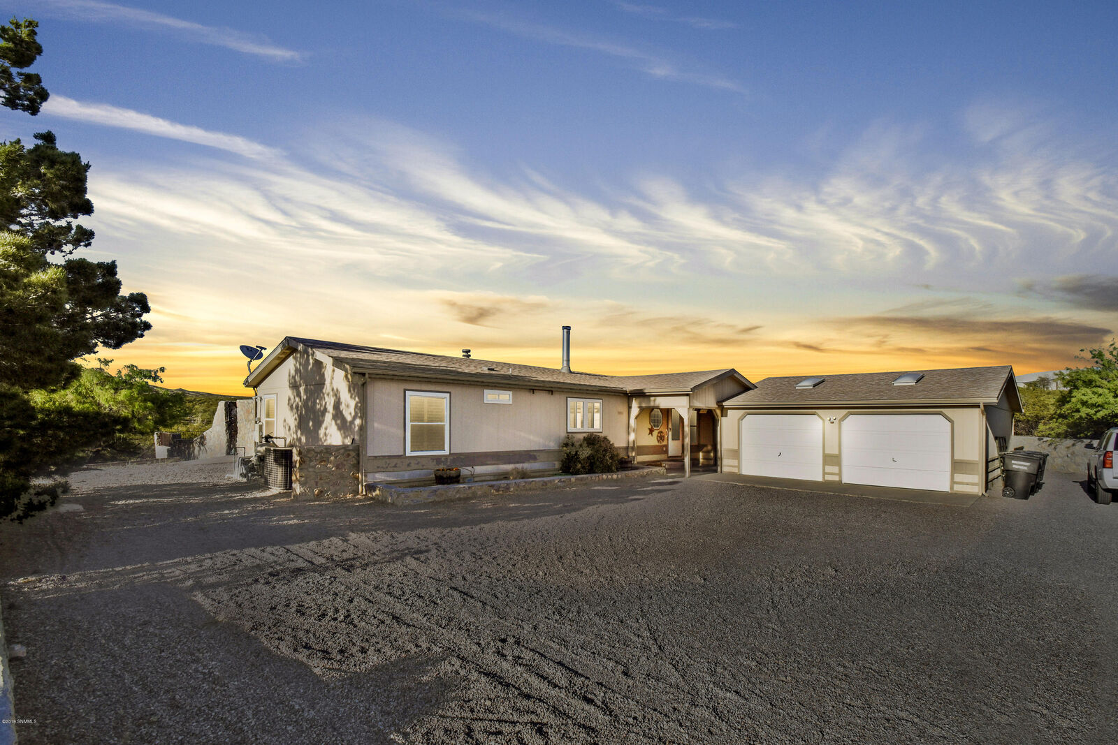 Property Photo:  2055 Rincon De Amigos  NM 88012 