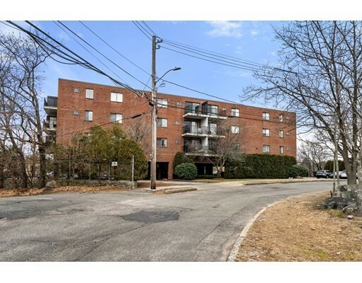 Property Photo:  209 Riverview Ave 6  MA 02466 