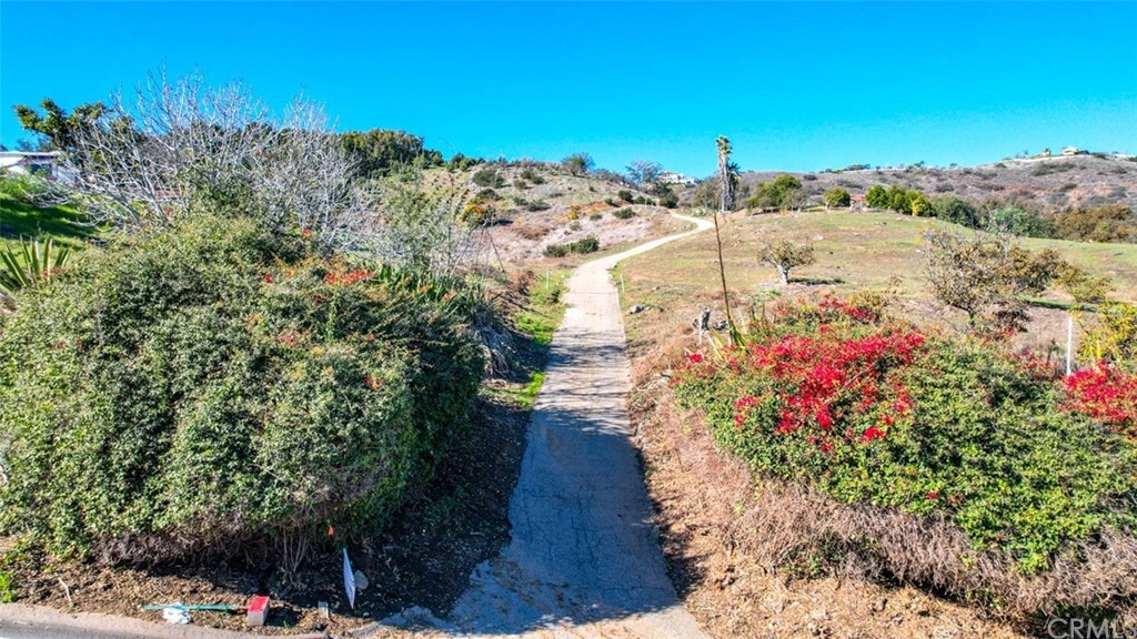 Property Photo:  1 Via Vaquero Road  CA 92590 