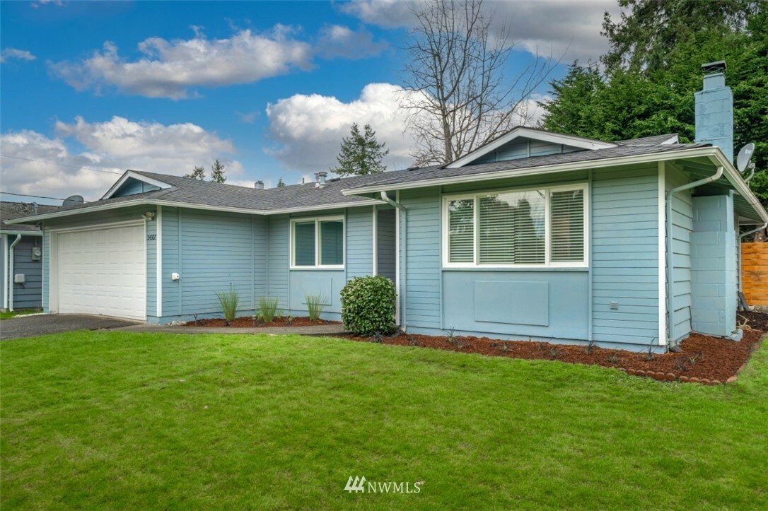 Property Photo:  24507 14th Avenue S  WA 98198 