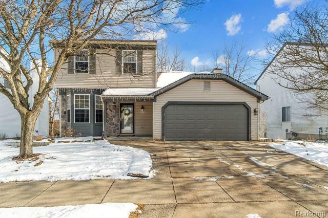 Property Photo:  1105 Princeton Drive  MI 48327 