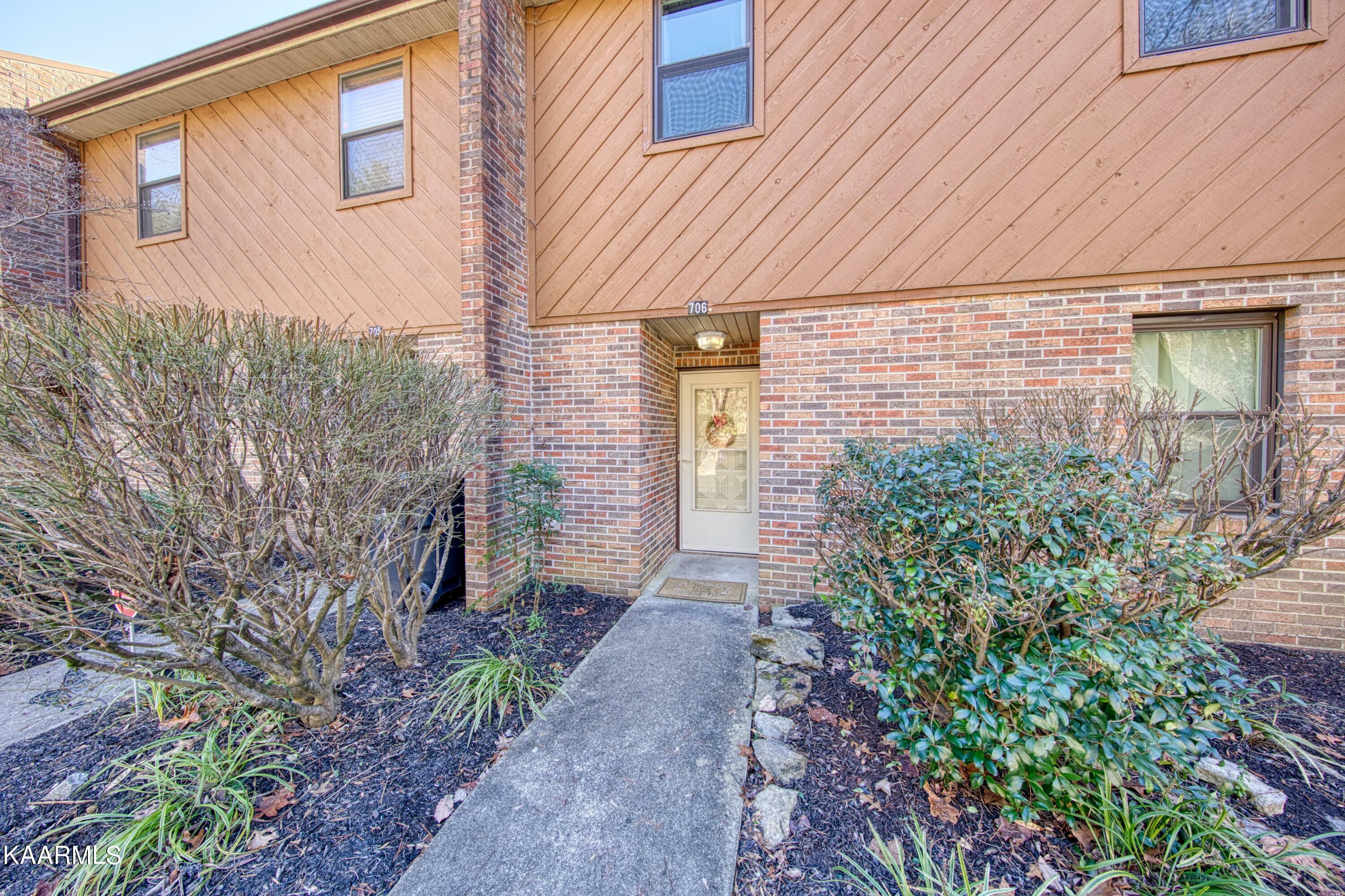 Property Photo:  2915 La Villas Drive Apt 706  TN 37917 