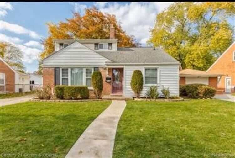 Property Photo: 8230 Park Avenue MI 48101