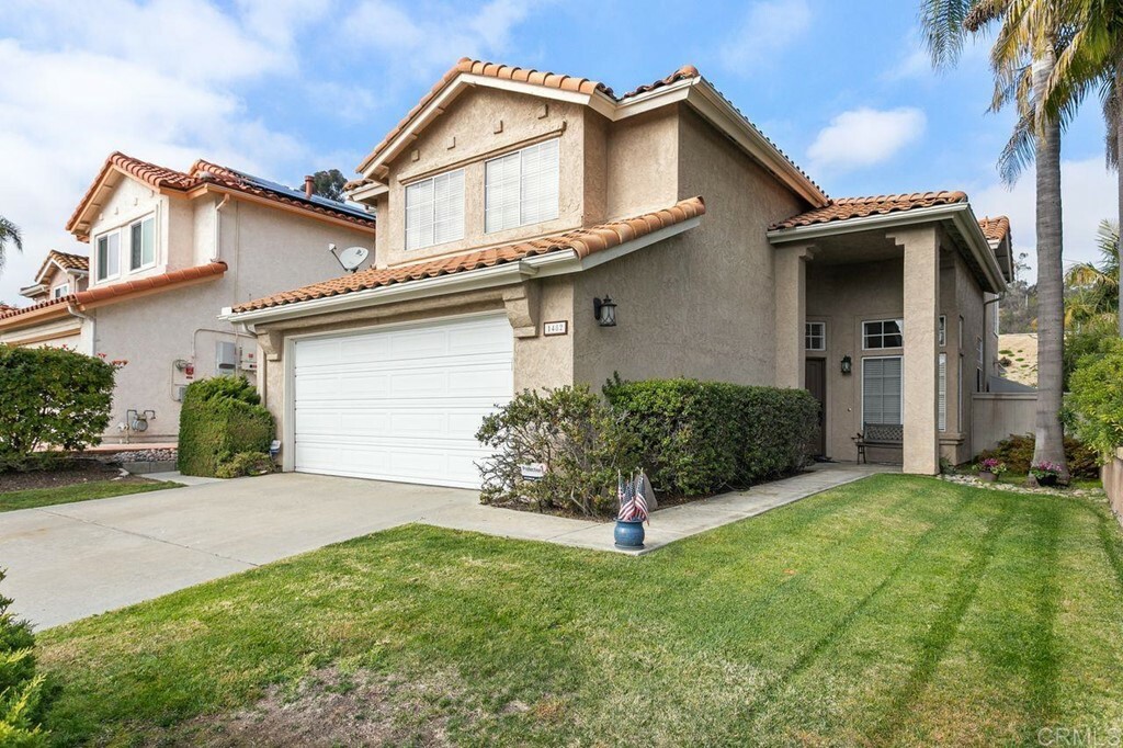 Property Photo: 1482 Oakcreek Lane CA 92081