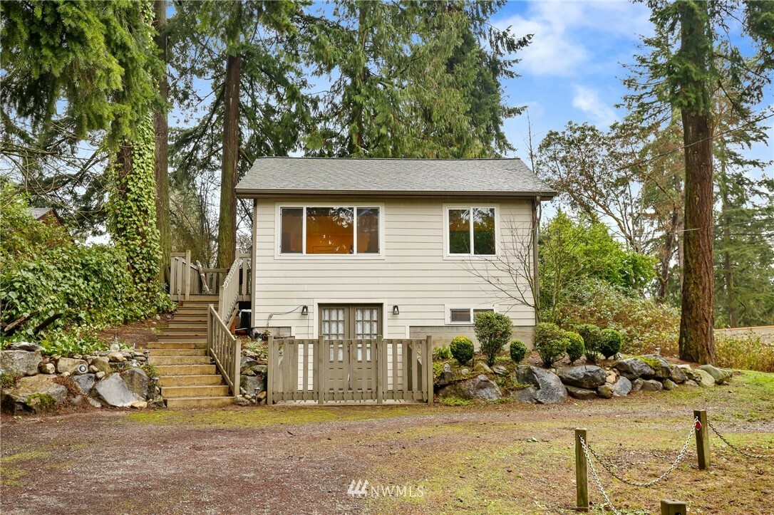 1021 S 124th Street  Burien WA 98168 photo