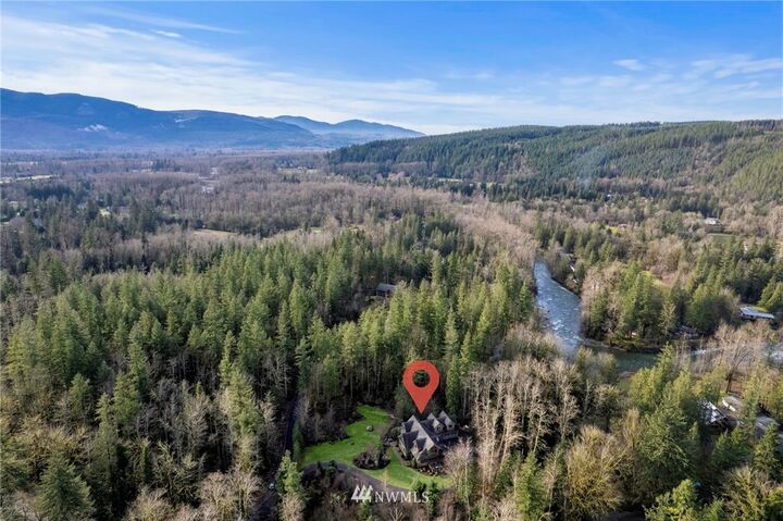 Property Photo:  8003 Moon Valley Road SE  WA 98045 