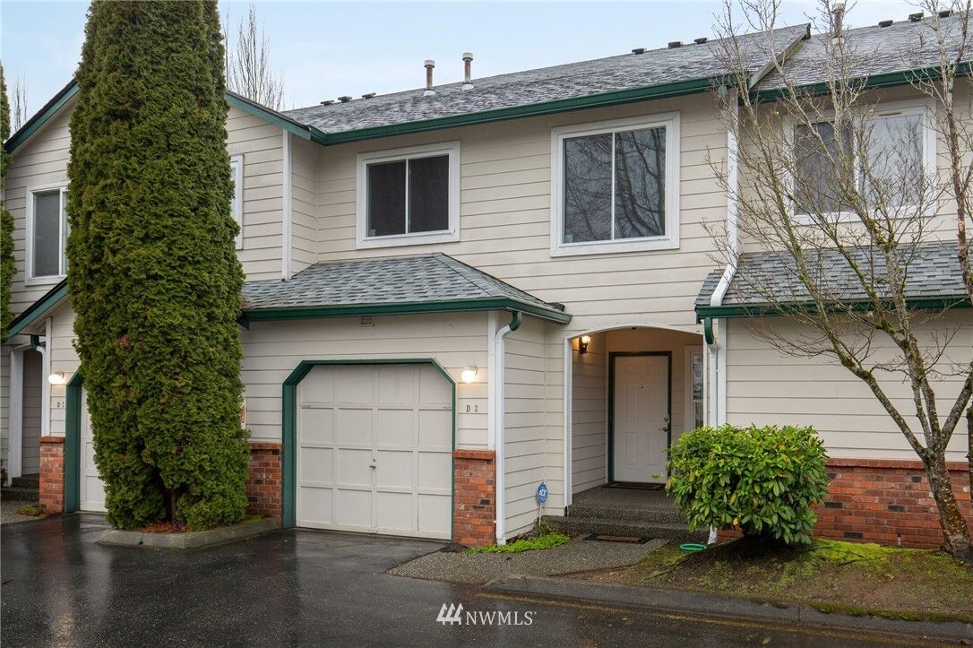 Property Photo: 1131 115th Street SW D3 WA 98204