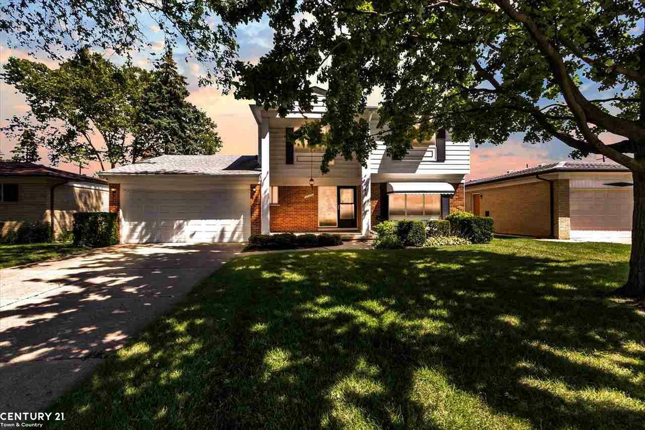 Property Photo:  33450 Shelley Lynne  MI 48312 