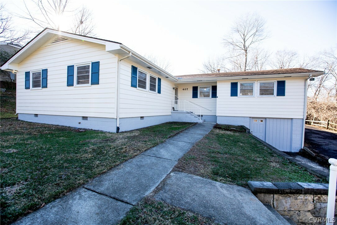 Property Photo:  407 Putney Street  VA 23901 