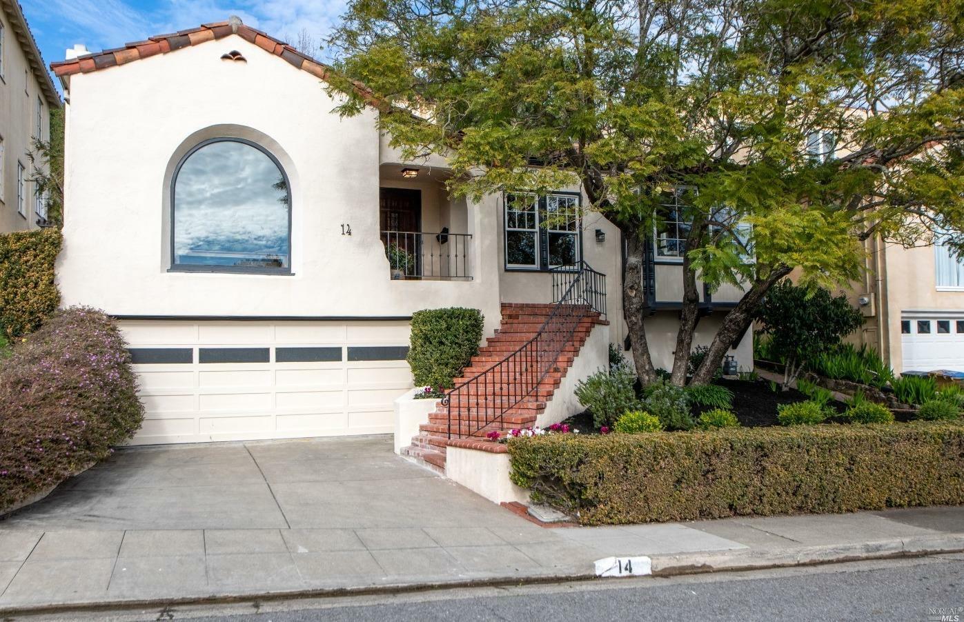 Property Photo: 14 Curtis CA 94901