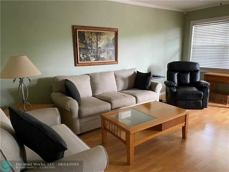 Property Photo:  2075 Newport Q 2075  FL 33442 