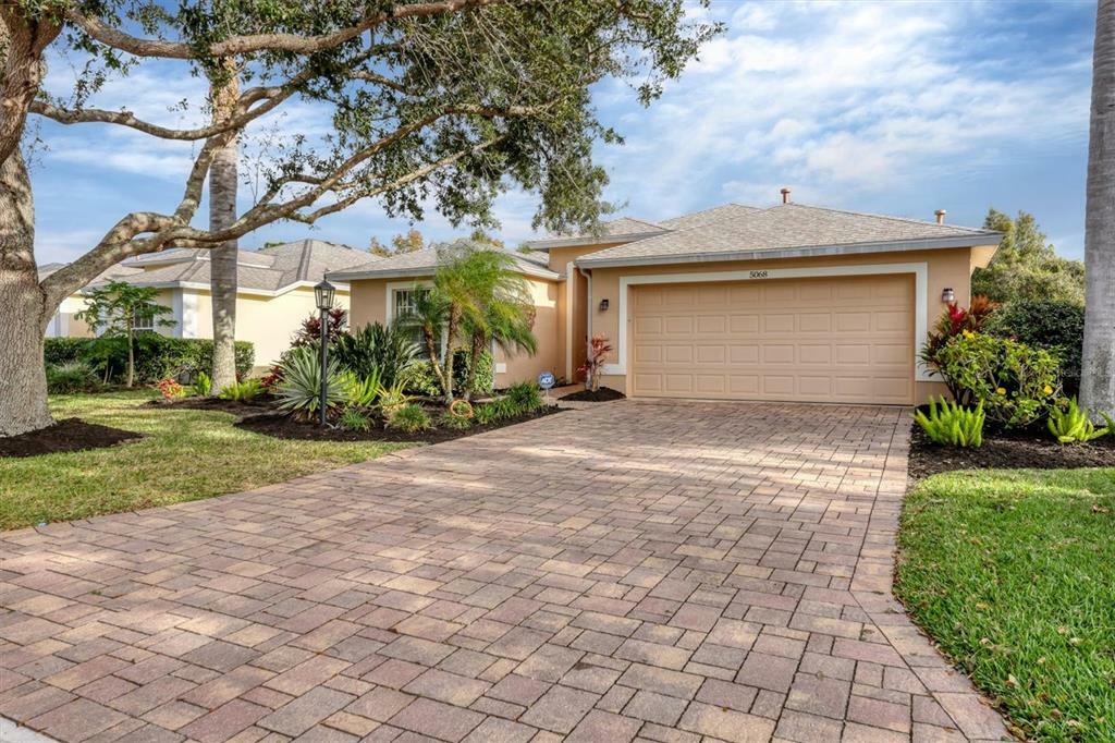 Property Photo:  5068 Creekside Trail  FL 34243 