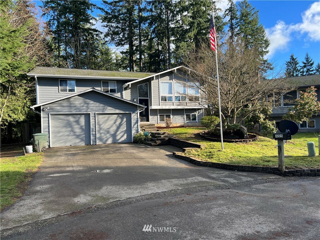 Property Photo:  3225 Westminster Drive SE  WA 98366 