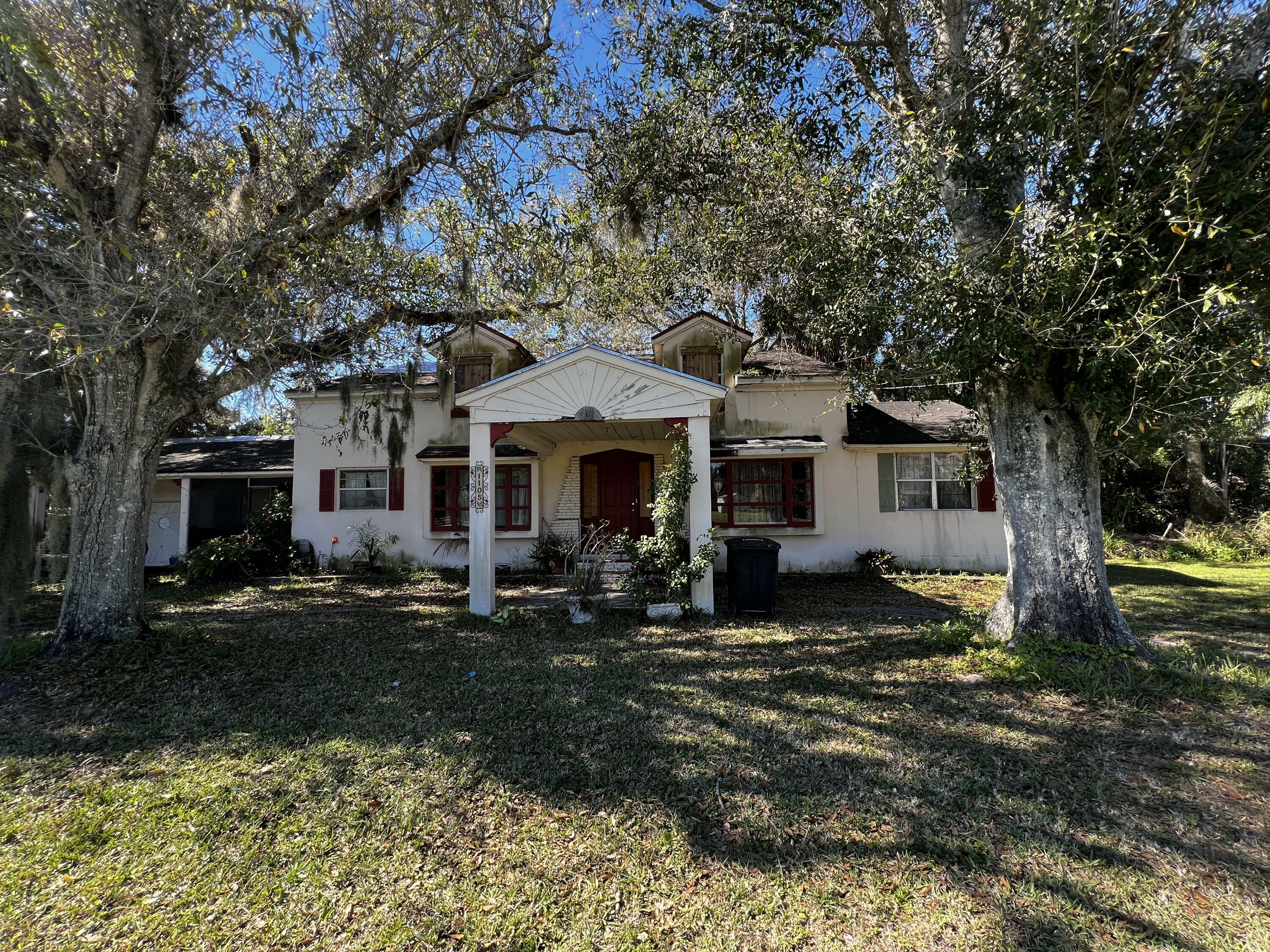 Property Photo:  1105 Hartman Road  FL 34947 