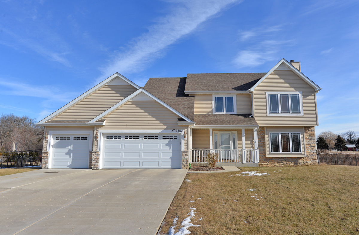 Property Photo: 9263 62nd Ct WI 53158