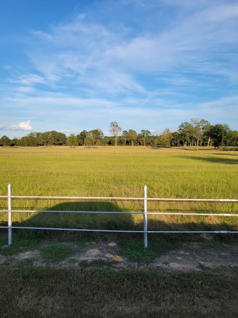 Property Photo: 21680 N U.s. Hwy 59 TX 75572