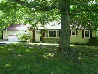 Property Photo: 220 Woodland Dr OH 45133