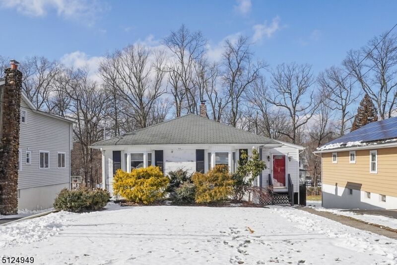 Property Photo:  55 Ferndale Rd  NJ 07006 