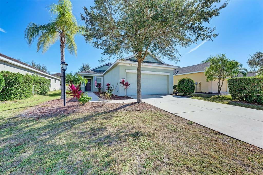 Property Photo:  4919 Boston Common Glen  FL 34211 