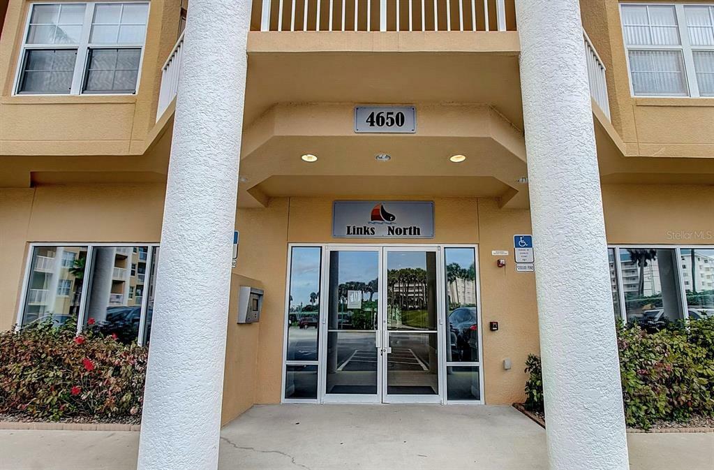 Property Photo:  4650 Links Village Drive C206  FL 32127 