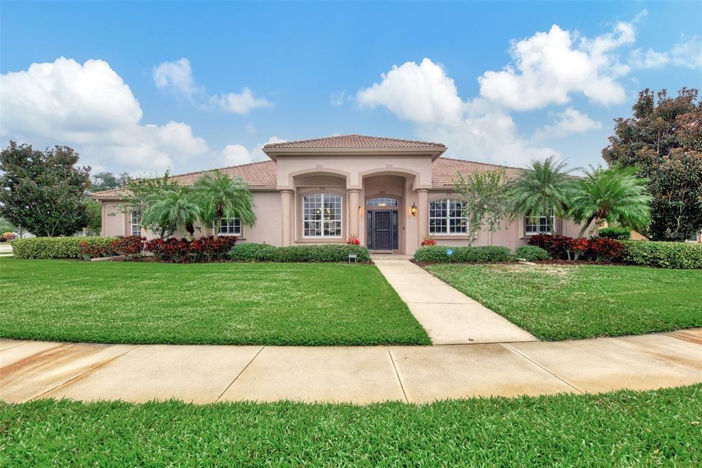Property Photo: 10228 Silverado Circle FL 34202