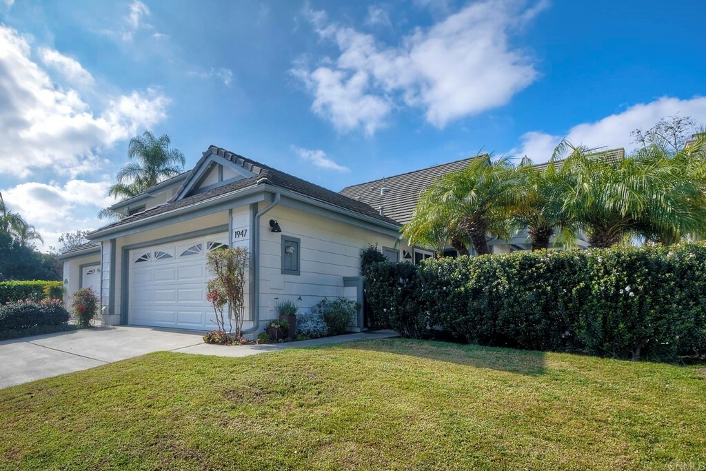 Property Photo:  1947 Spyglass Circle  CA 92081 