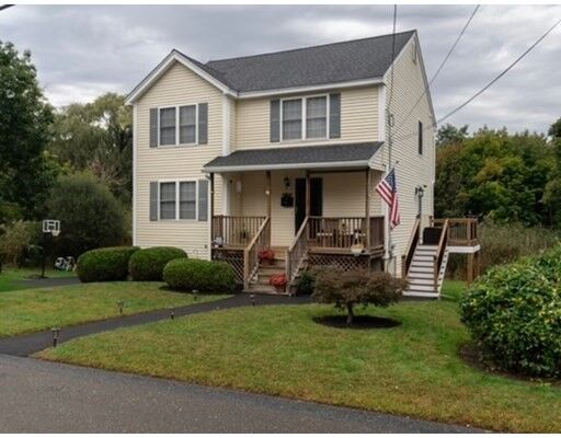 Property Photo:  104 Thornton Street  MA 01841 