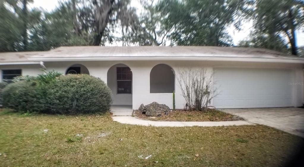 Property Photo:  4718 NW 33rd Terrace  FL 32605 