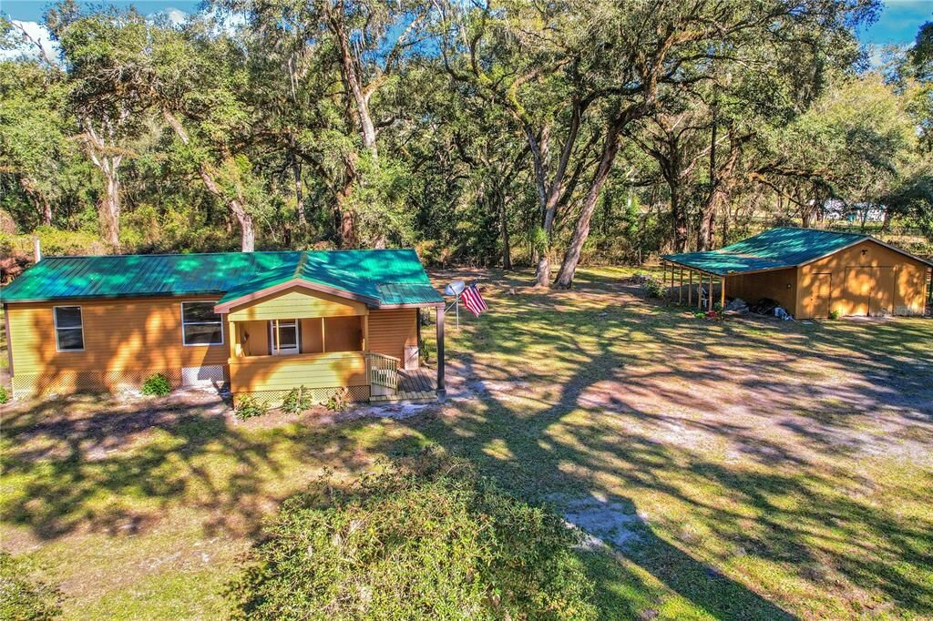 Property Photo:  9655 SW 23rd Terrace  FL 33513 