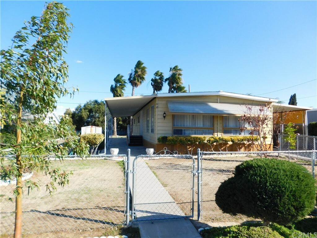 Property Photo:  14180 Vista Grande Drive  CA 92508 