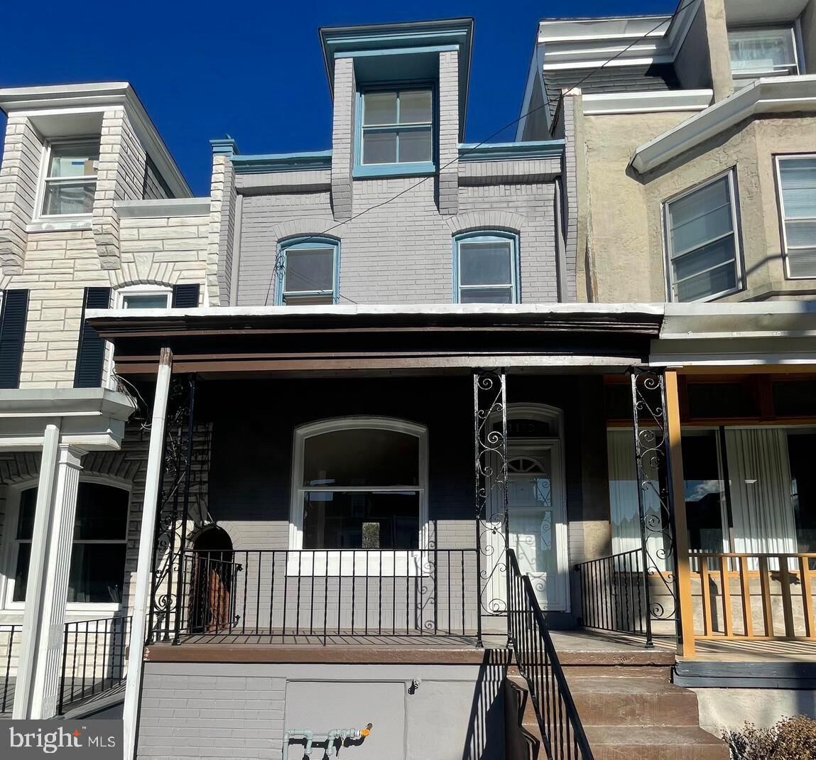 Property Photo:  1153 Robeson Street  PA 19604 