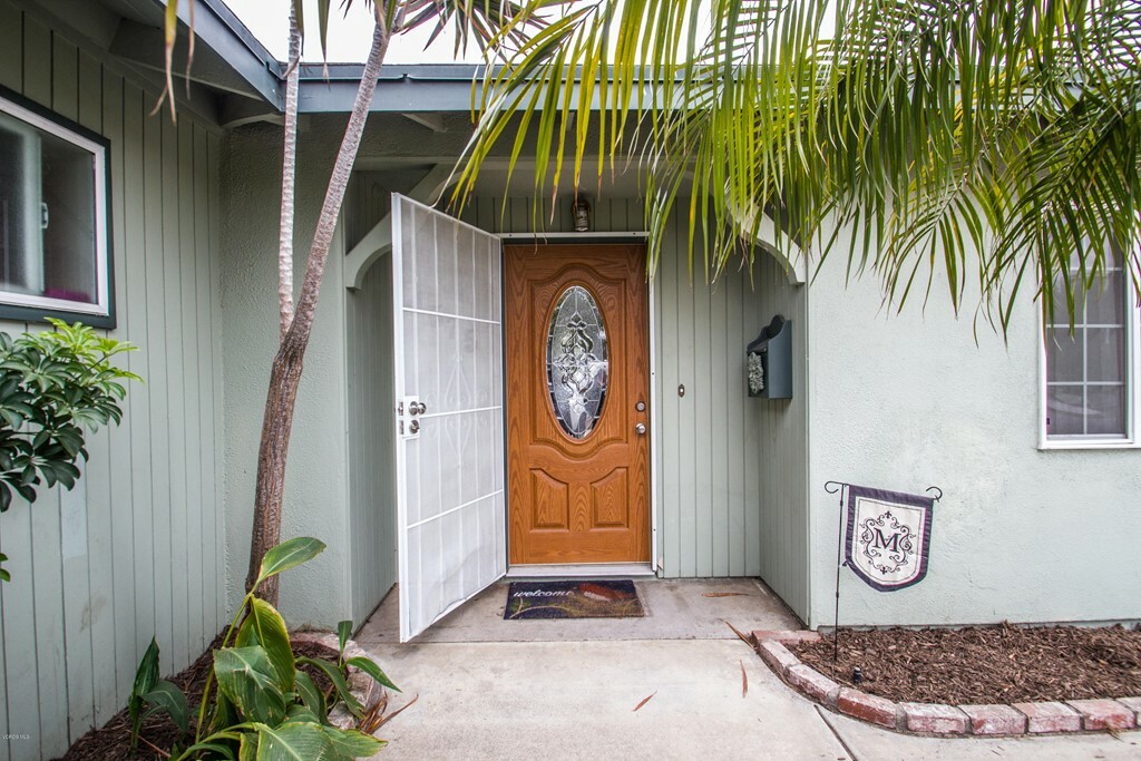 Property Photo:  1575 Nevin Avenue  CA 93004 