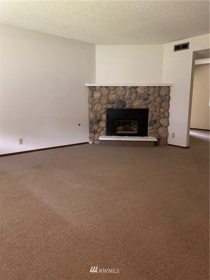 Property Photo: 308 146th Place NE WA 98007
