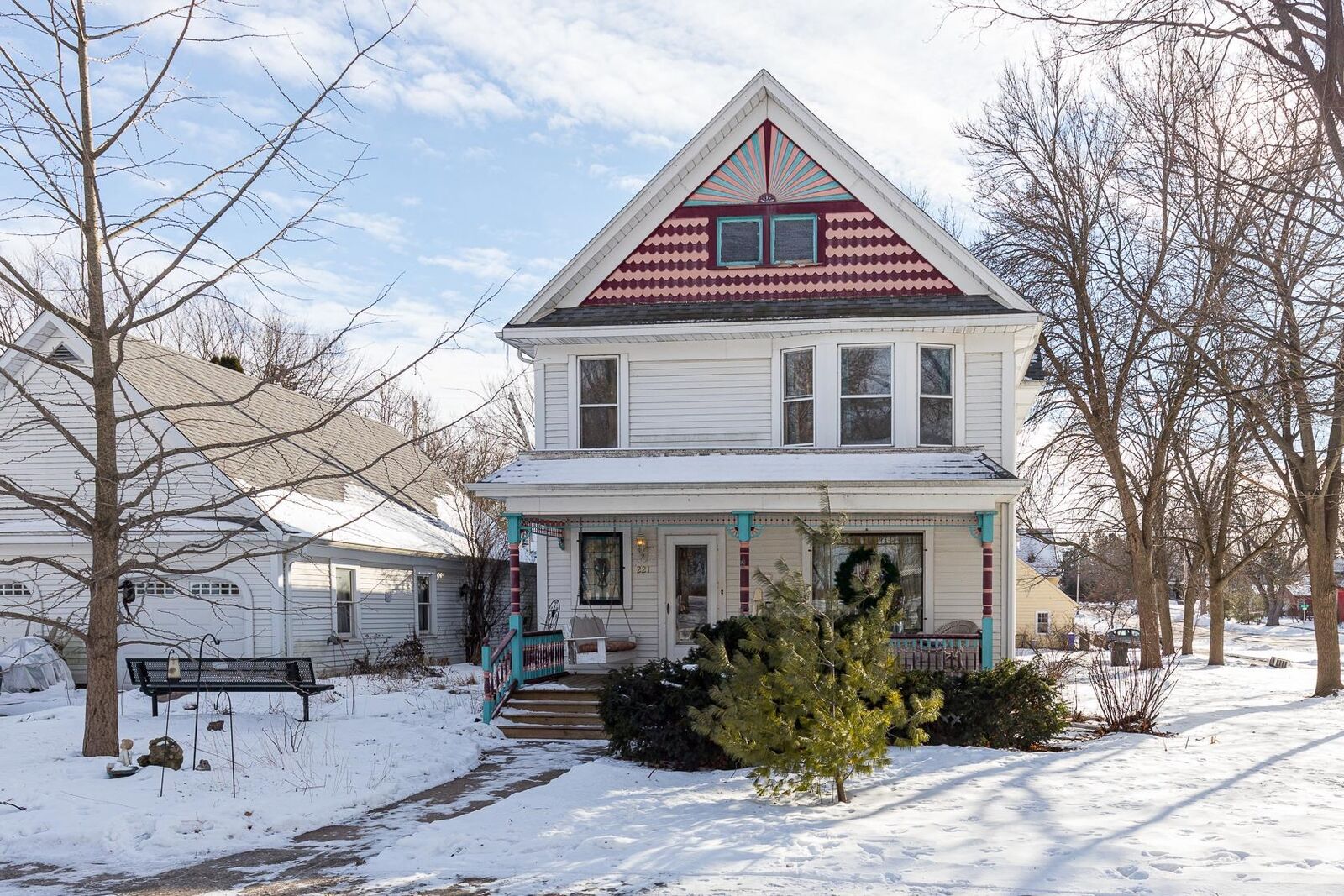 Property Photo:  221 Park Street  WI 54130 