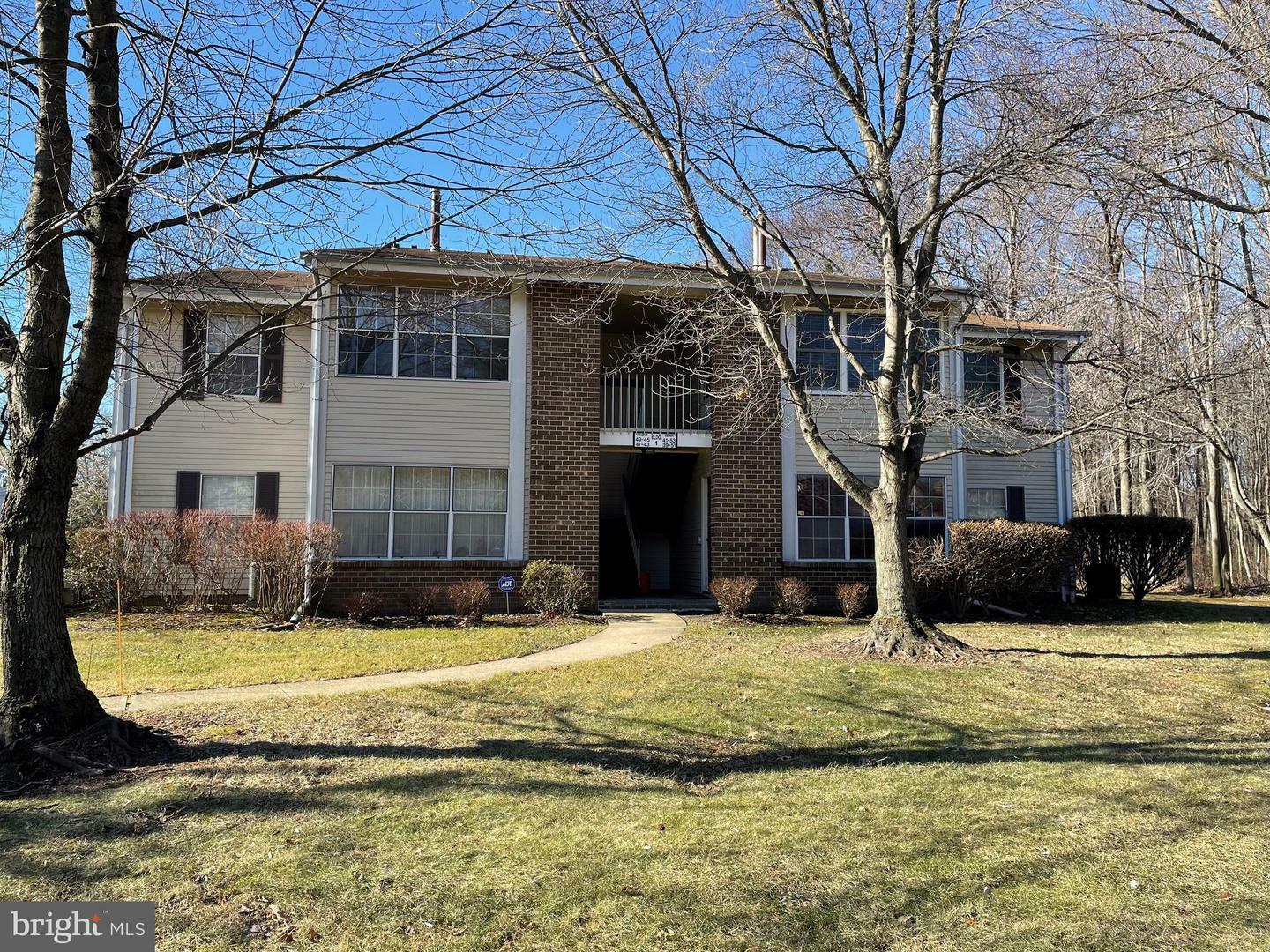 Property Photo:  45 Pennsylvania Way  NJ 08902 