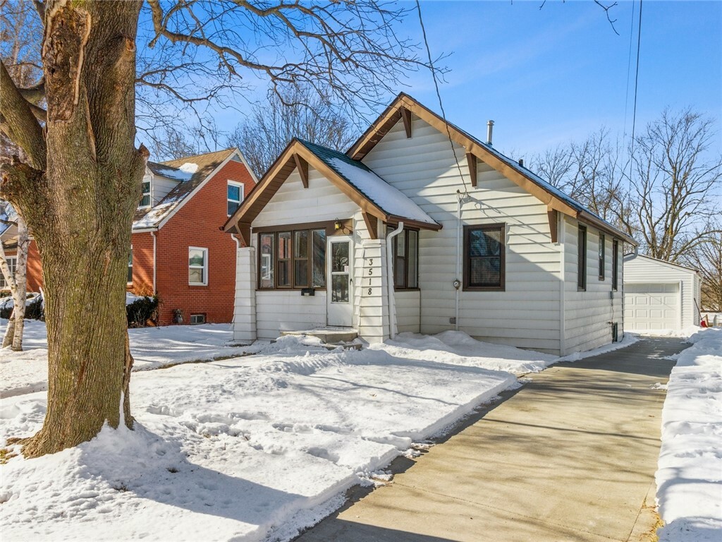 3518 SW 13th Street  Des Moines IA 50315 photo