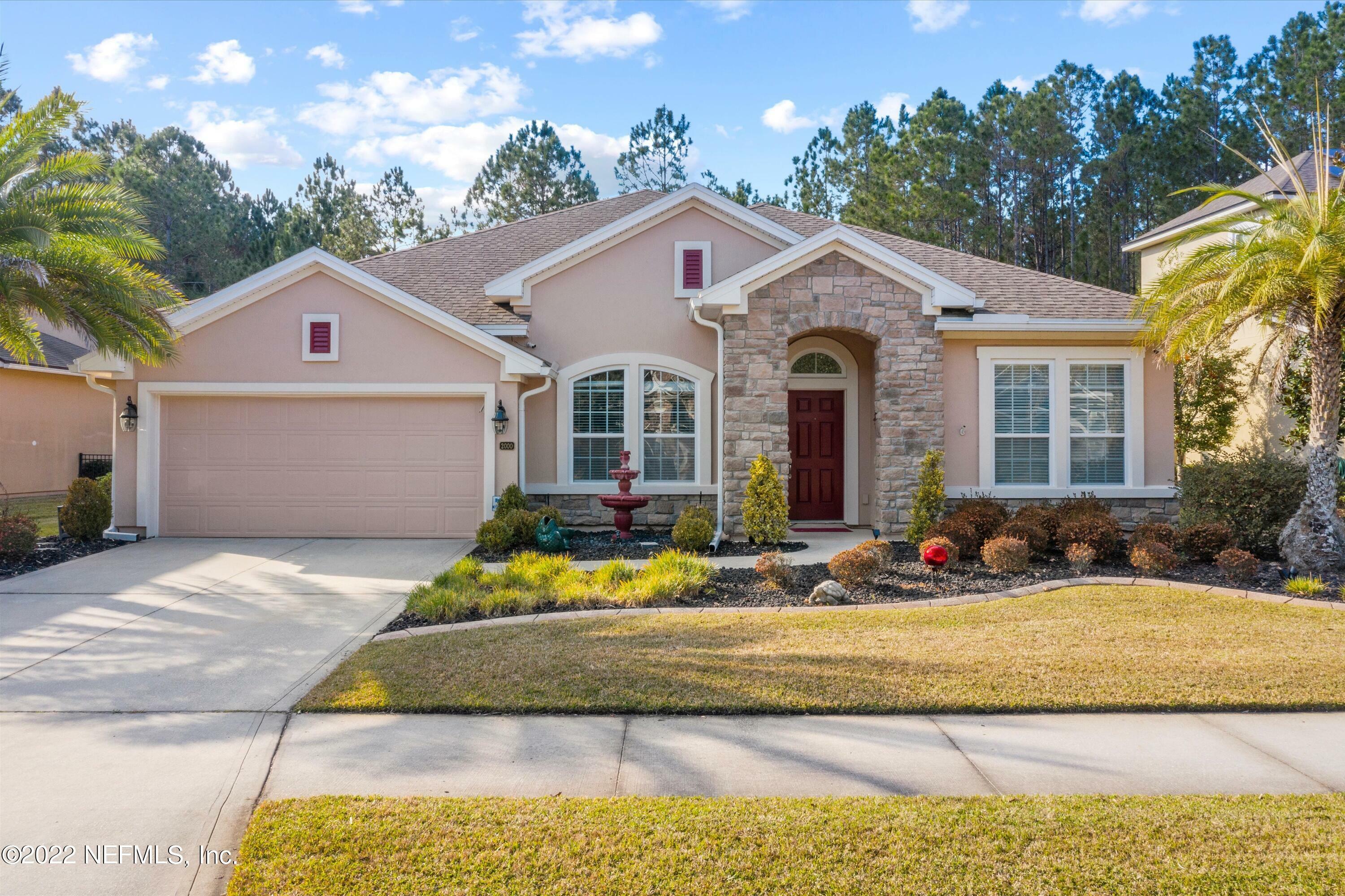 Property Photo:  2000 Bridgewood Drive  FL 32065 