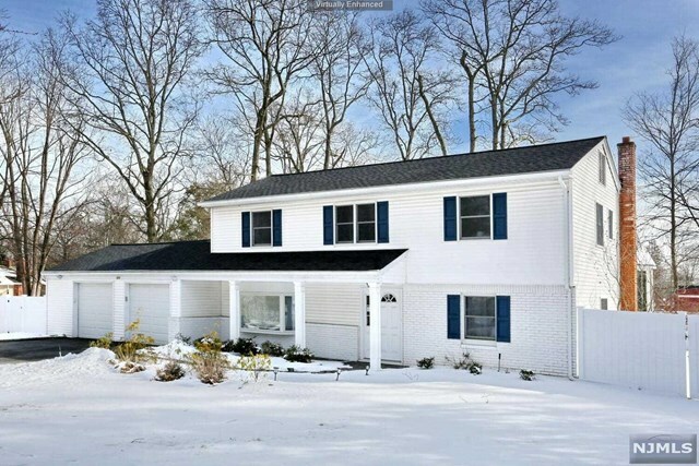 Property Photo:  800 Winding Way  NJ 07675 