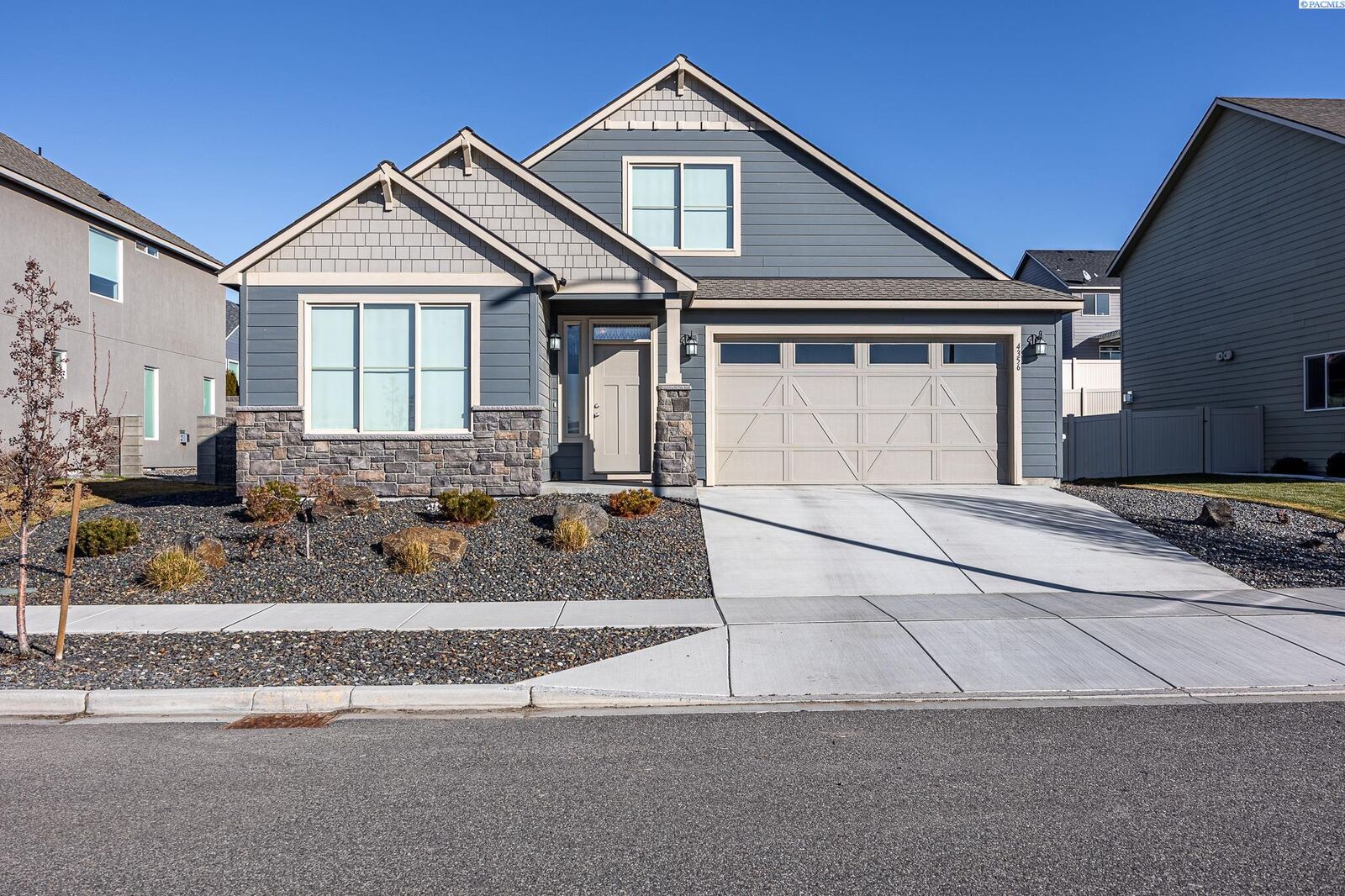 Property Photo: 4356 Corvina St WA 99352