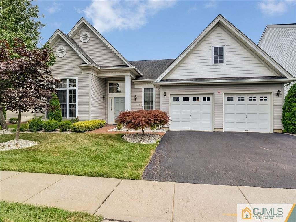 Property Photo:  37 Crenshaw Court  NJ 08831 