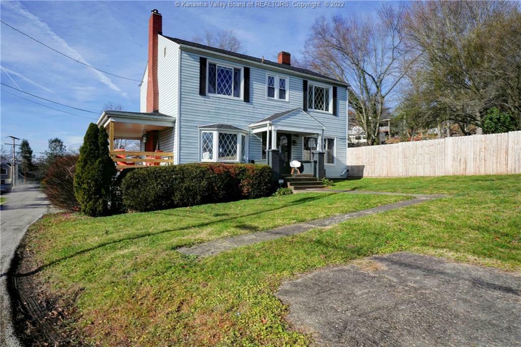 Property Photo:  607 Piccadilly Street  WV 25302 